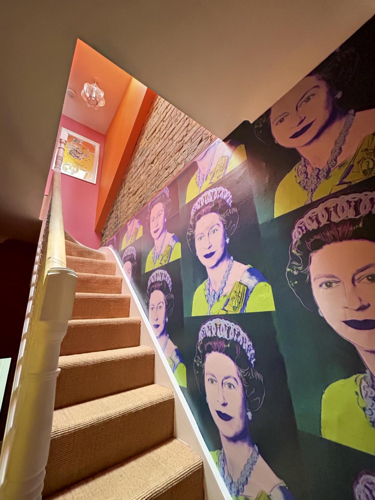 The Crown Loft Ensuite Luxury Accomodation คิงส์ตันอะพอนเทมส์ ภายนอก รูปภาพ